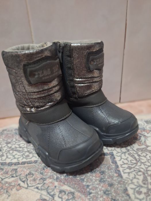 Детские резиновые сапоги