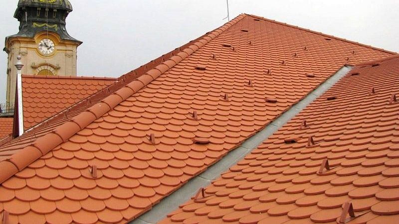 Acoperișuri și mansardări țiglă ceramică