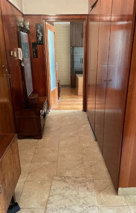 Продава се Двустаен апартамент в София, Люлин 6 - 65 кв.м за 2108 €/кв.м - Снимка #8