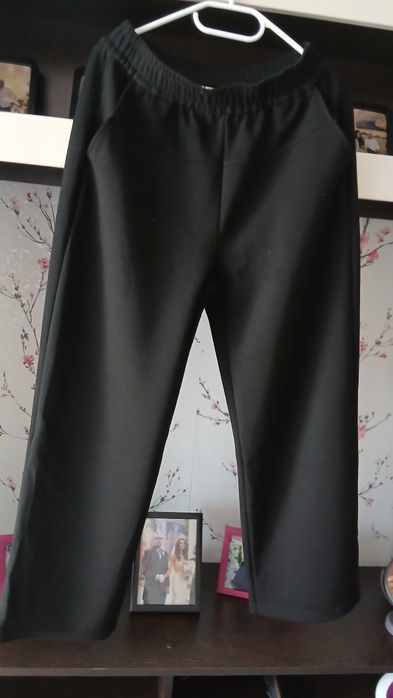 Pantaloni din material de calitate ptr dame