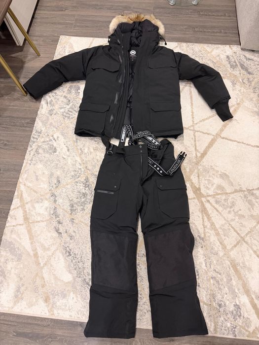 Канада гус пуховик оригинал новая