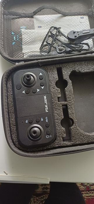Drona fankjank cu camera
