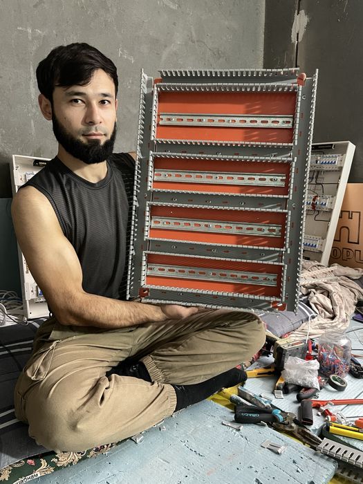 Elektirik. Електирик Мастир .Kivartera pemont.Buzush. Adelka. Грузчик