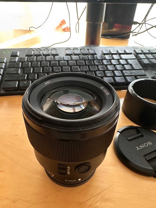 Sony FE 85mm F1.8 (SEL85F18