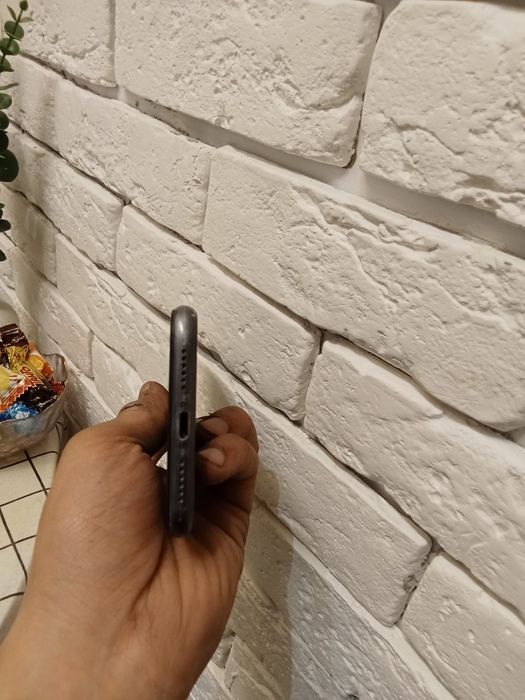 iPhone 11 продам