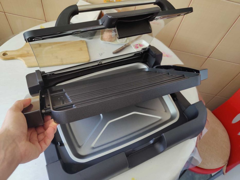 grill gorenje 2000W