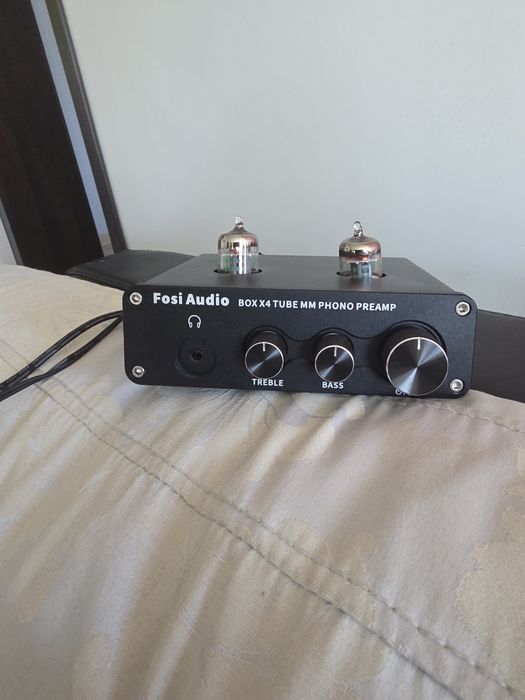 Fosi audio box X4 preamp pe lampi MM phono