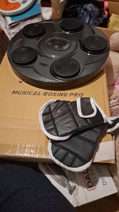 Музыкальный бокс