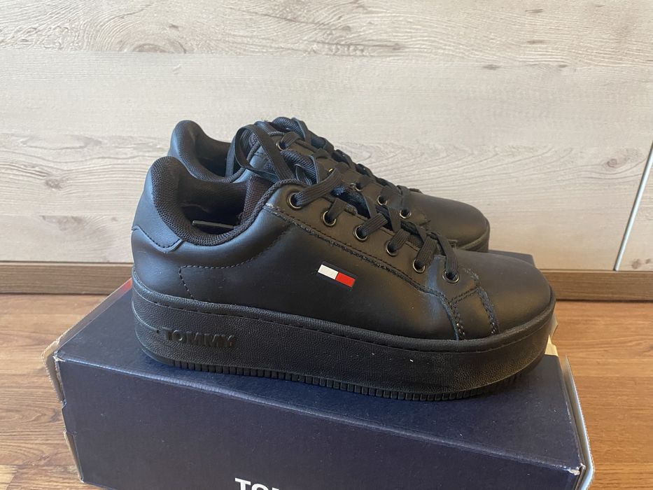 Tommy Jeans 36 номер