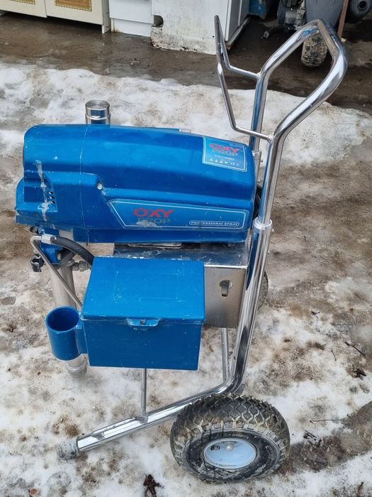 Продам безвоздушный покрасочный аппарат
