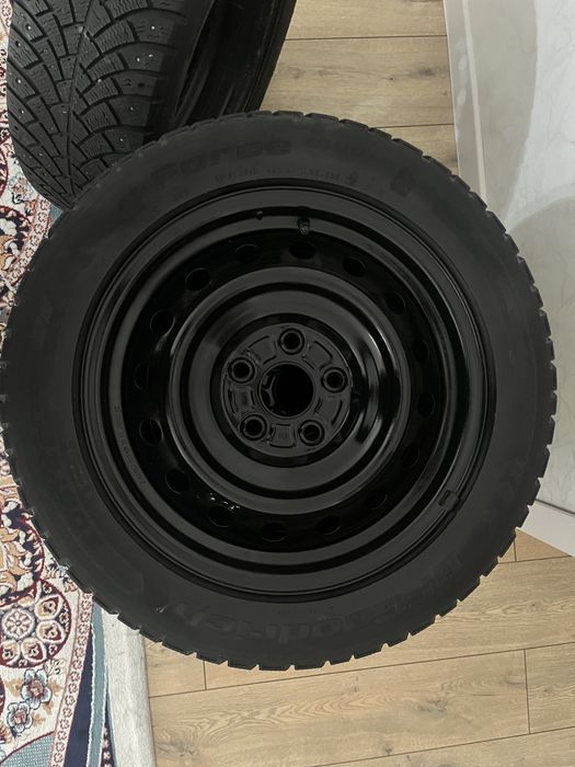 шины для машины.