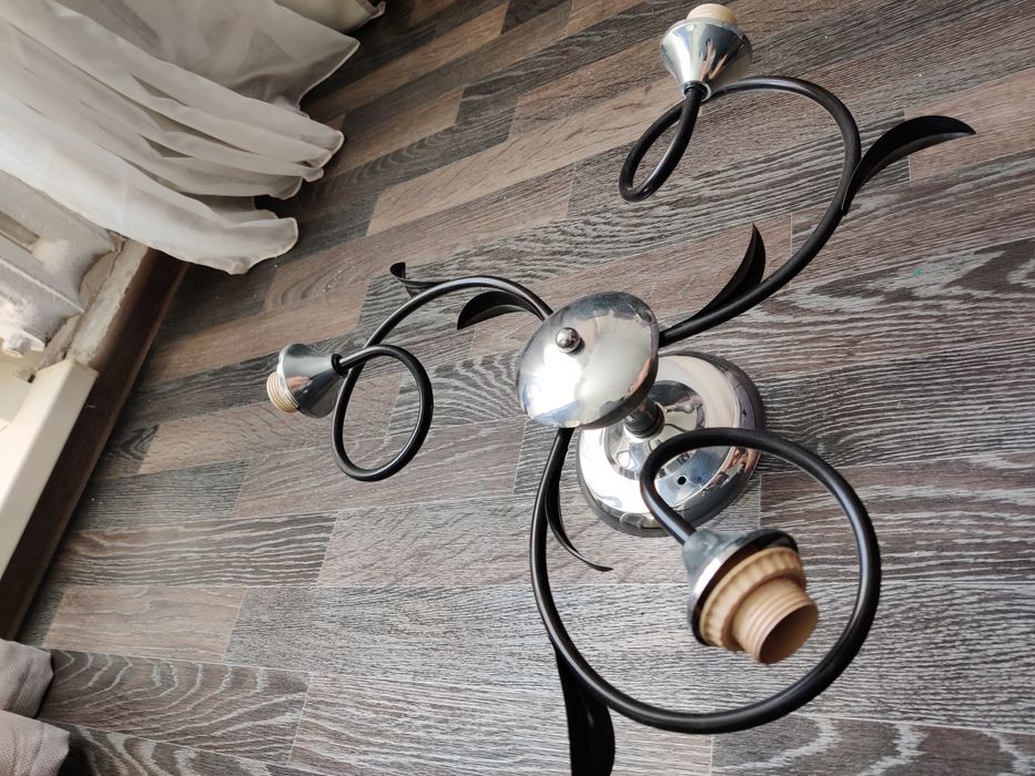 Люстра на запчасти