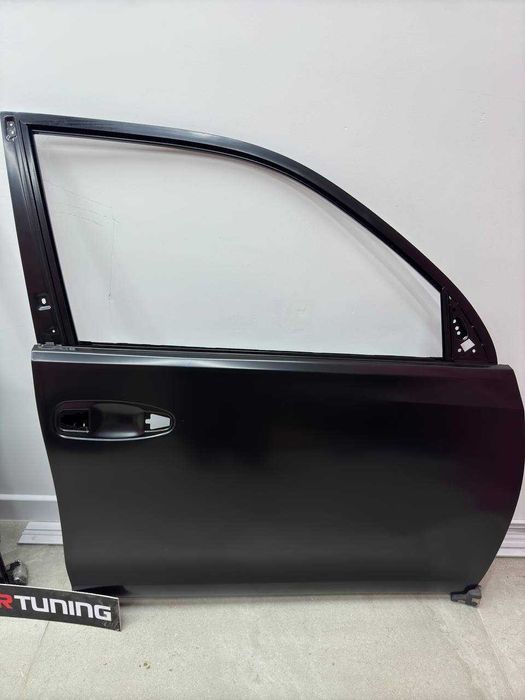 Передняя правая дверь Прадо 150