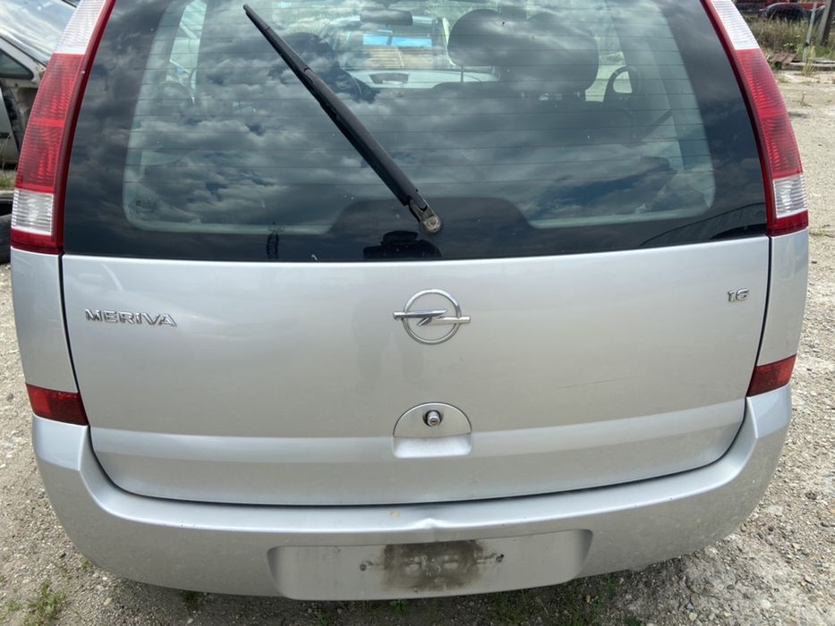 Dezmembrez opel meriva benzina