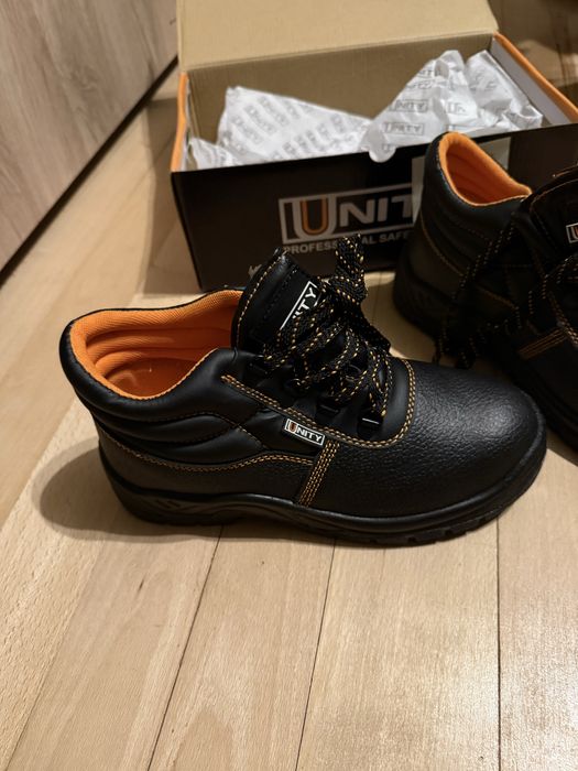 Работни обувки UNITY