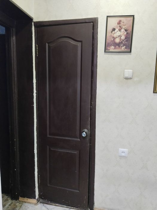 Eshiklar sotiladi donasi 200000 mingdan