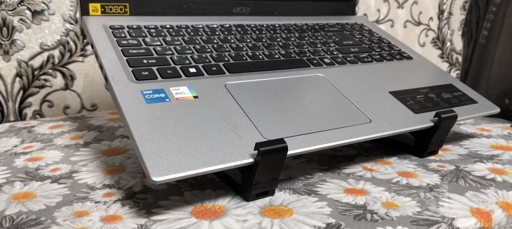 Laptop stand, kompyuter uchun ushlagich (holder, derjatel)