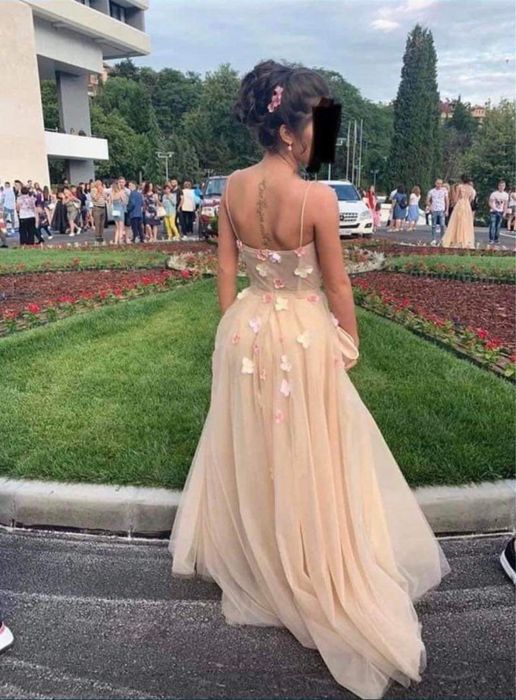 Бална Рокля за абитуриески бал