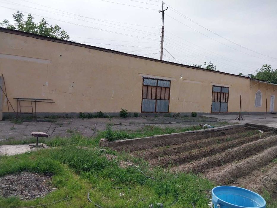 24 сотки под гостиницу или коттеджи у Регистана/Мehmonxona yoki kottej