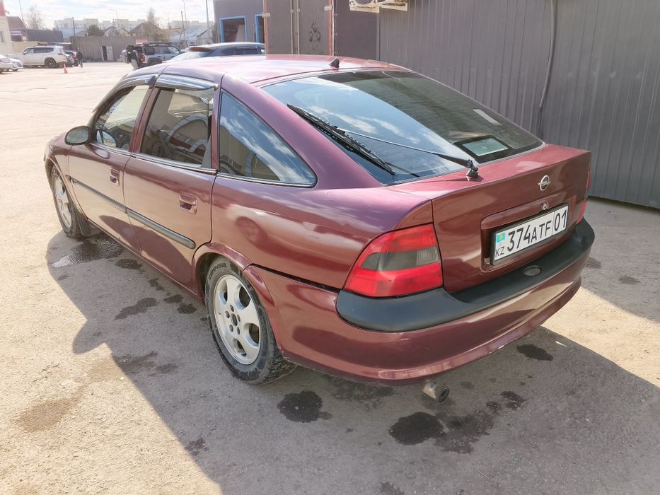 Opel Vectra B 1.8/AT