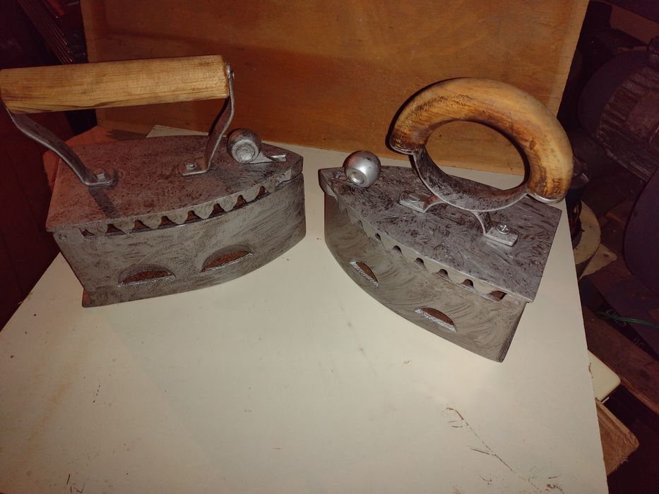 Antichități,cintar,fier calcat...