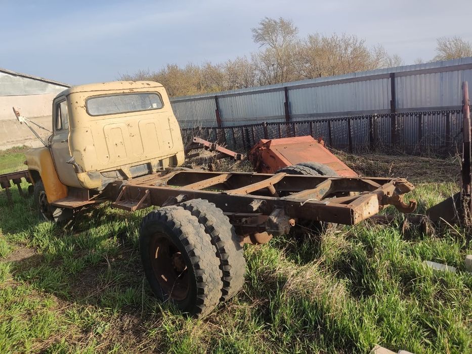 продам  газ 52 не на ходу