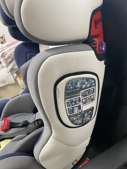 Столче за кола Chipolino Детско столче за кола "4Макс"