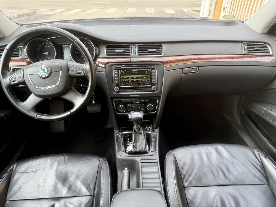 Skoda Superb 2.0TDI 140Cp Model 2011 DSG automata ,dotari foarte bune