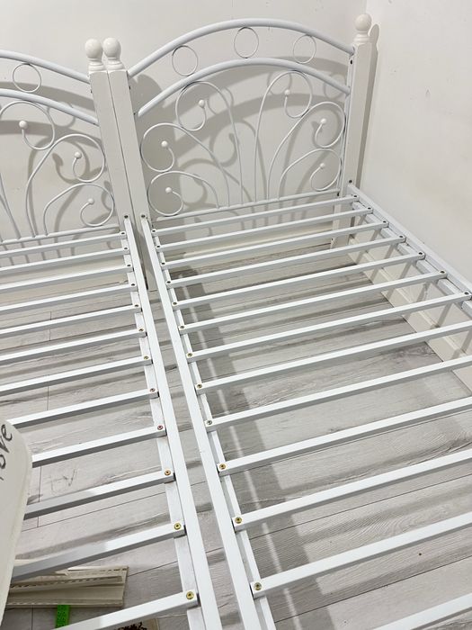 Кровать односпальная 100%качество