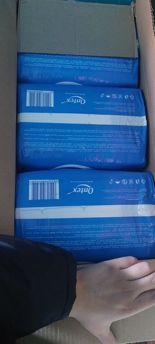 Продаються памперсы