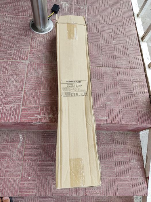 Уличный, садовый светильник.