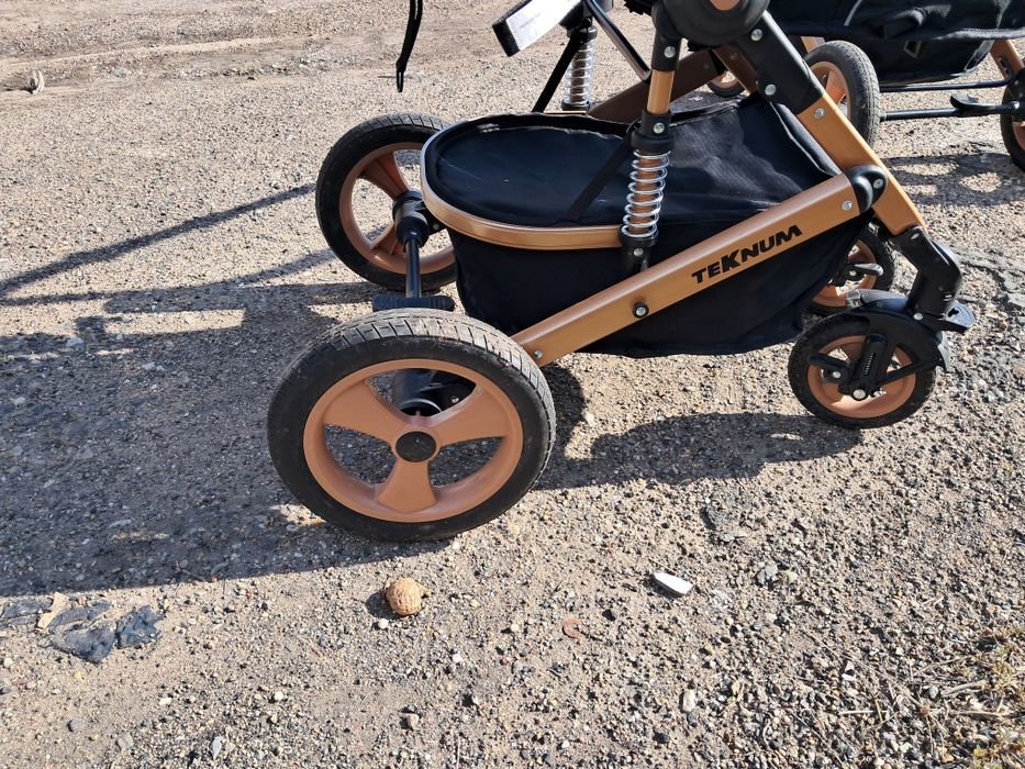 Продам детскую коляску