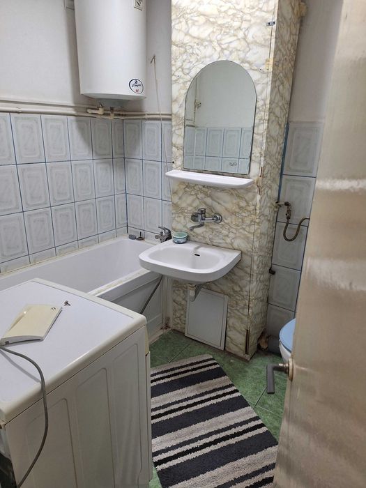 Vând garsonieră etaj 2