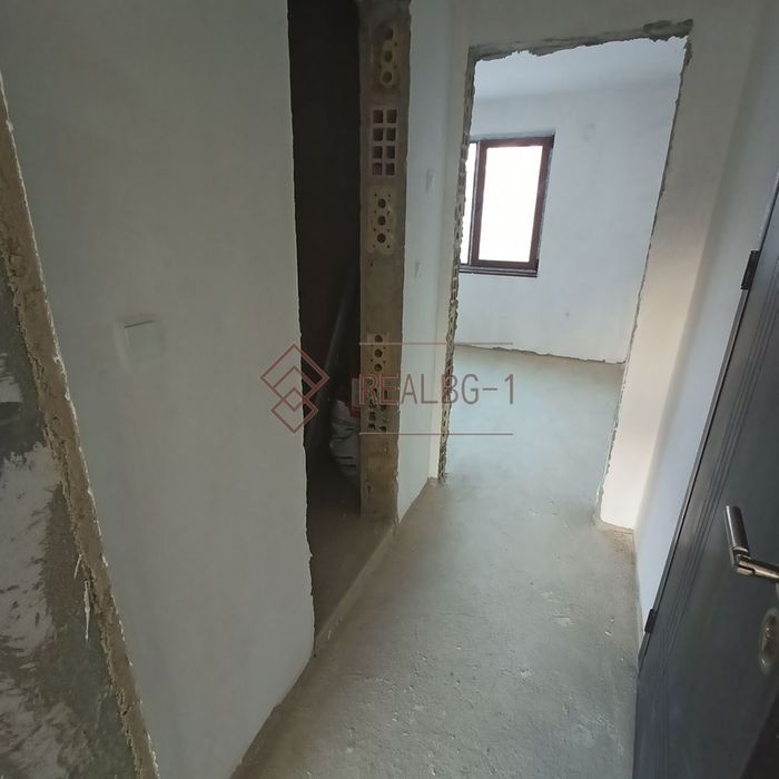 Продава се Двустаен апартамент в Каварна - 70 кв.м за 843 €/кв.м - Снимка #4