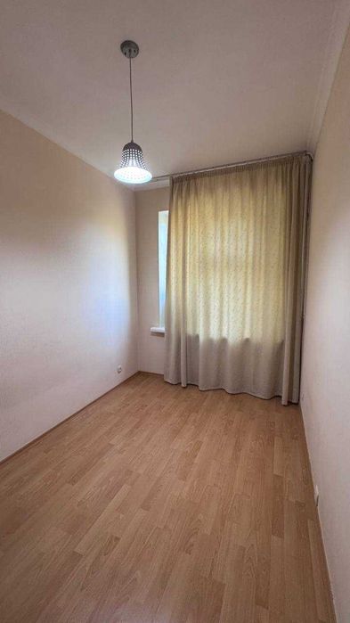 Продается просторная квартира в центре. Ц13 Лабзак