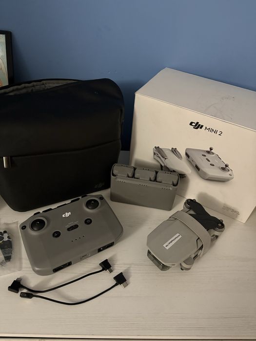 drona DJI mini 2 fly more combo