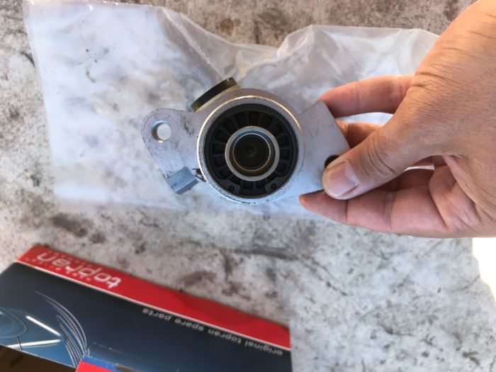 Нова спирачна помпа / спирачен цилиндър за Мерцедес (TOPRAN)