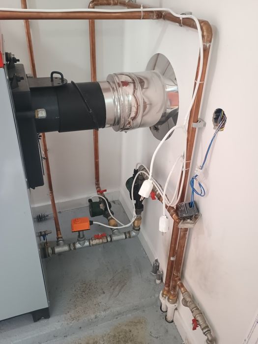 Instalator termice sanitare