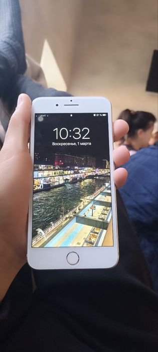 Iphone 7 plus srochna sotiladi