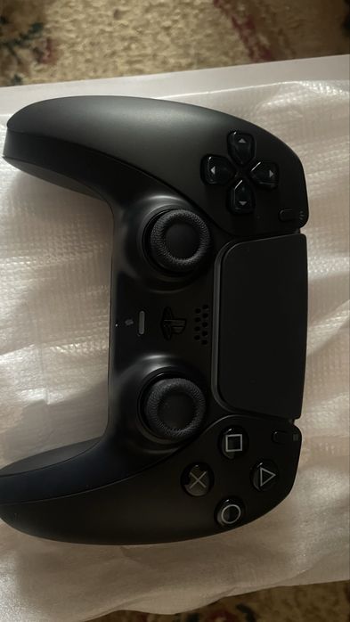 Продам геймпад на пс 5