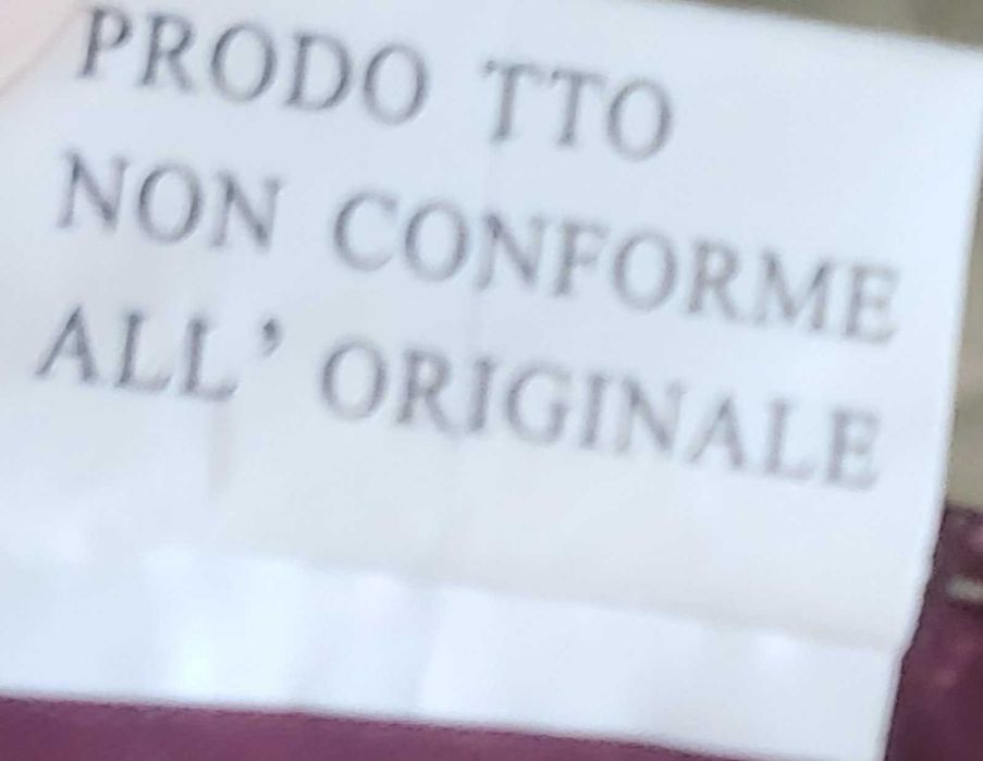 Нова фенска шапка на Roma