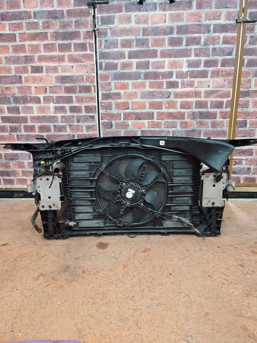 Tragher cu radiatoare audi A5 8w6 Complet diesel