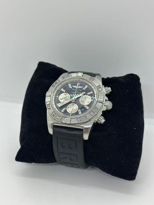 Ceas Breitling Chronomat 44 mm Ref. No. AB0110 -A-