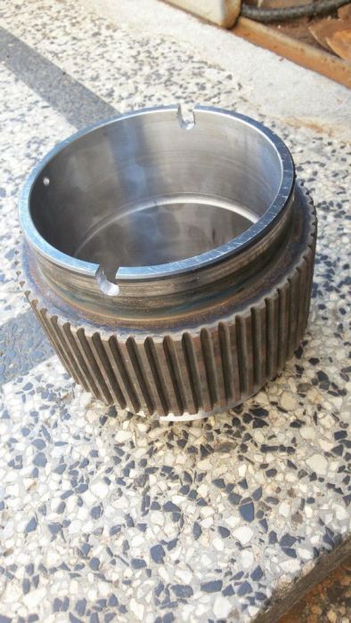 Изработвам детайли по поръчка на струг,фреза и плосък шлайф!