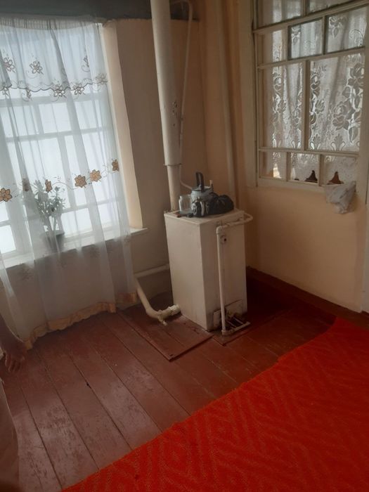 Uy sotiladi 10sotik kadastri bilan