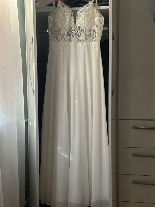 Официална сватбена рокля