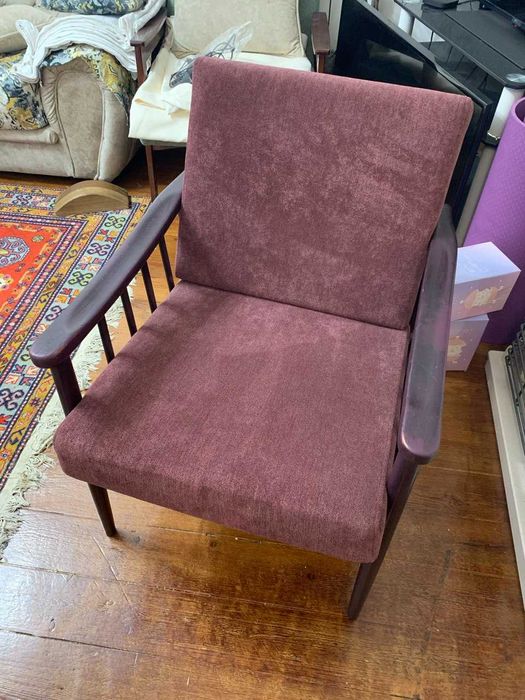 Комплект из двух кресел