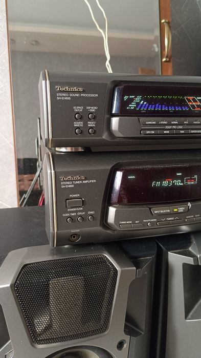 Продам усилитель с колонками