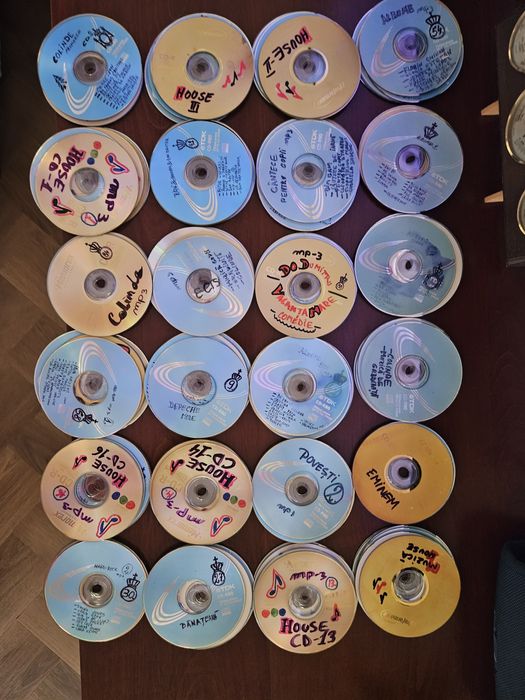 Vand 149 cd si dvd