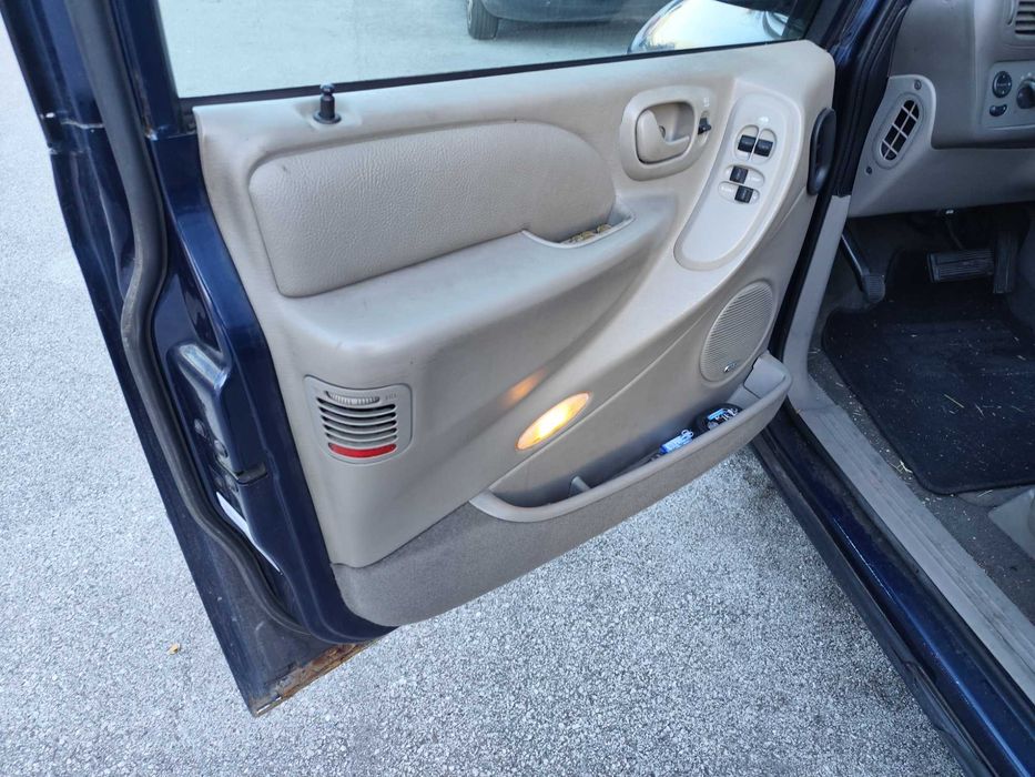 Chrysler Grand Voyager 3.3 L